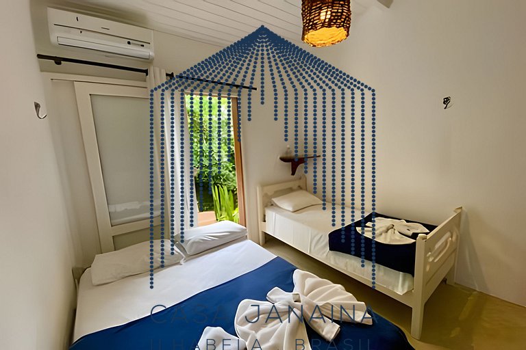 Quarto em casa beira-mar c/ piscina - Ilhabela