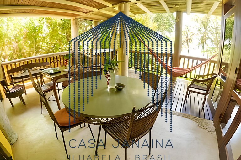 Quarto em casa beira-mar c/ piscina - Ilhabela