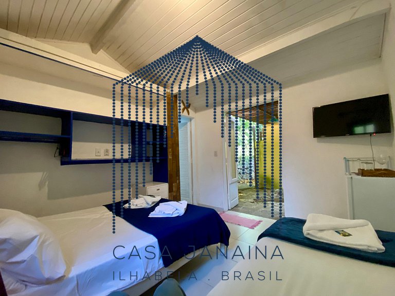 Suíte em casa beira-mar c/ piscina - Ilhabela