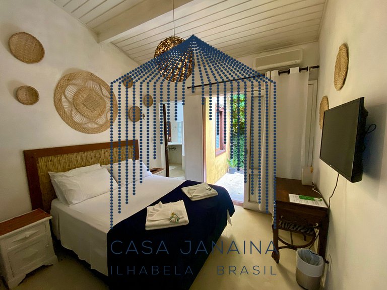 Suíte Ágata em casa beira-mar c/ piscina Ilhabela